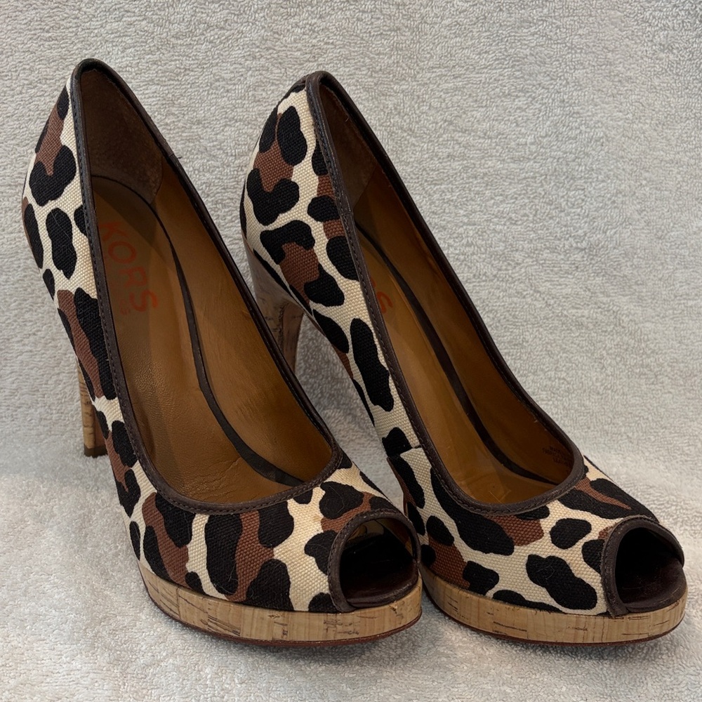 Michael Kors Tan and Brown Animal Print Heels